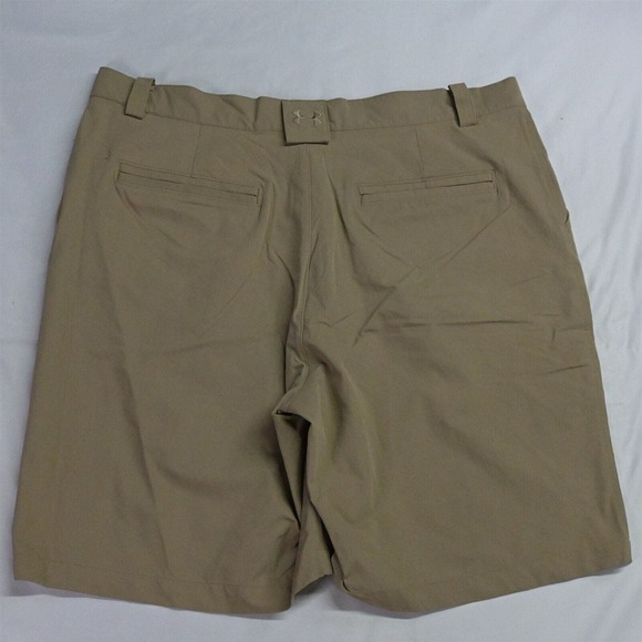 Under armour 40‎ x 9" Khaki 1201015 Bent Grass Golf Shorts - Picture 7 of 7